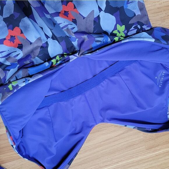 Athleta Twilight Tropical 1-Piece Swimsuit M - Picture 9 of 9